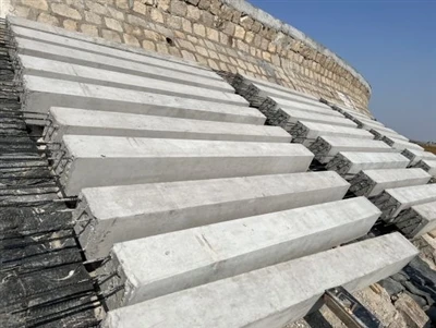 X'inhu l-għerq kompost tal-fibra tal-karbonju?